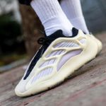 Yeezy 700 V3