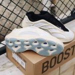 Yeezy 700 V3